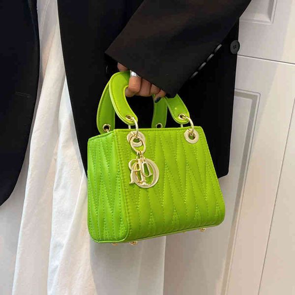 

high pleated handbag female 2022 new versatile fashion one shoulder