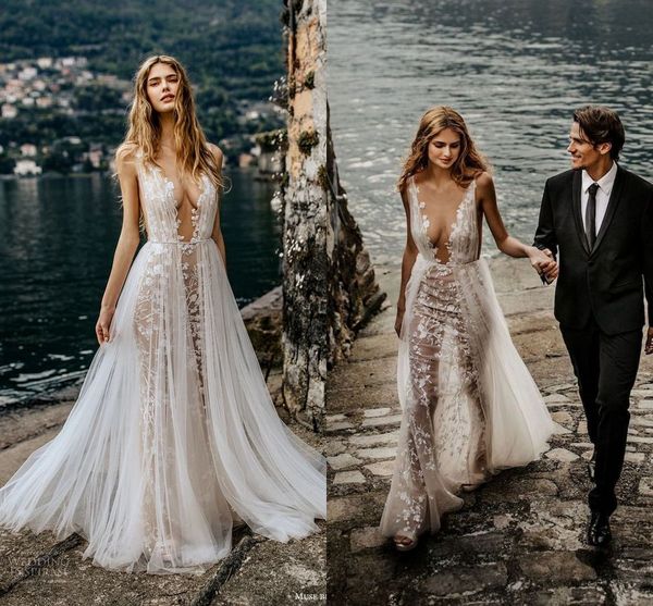 2022 Berta Strandhochzeitskleider Sexy tiefer V-Ausschnitt Spitze Blumen Bohemian Country Brautkleider in voller Länge Vestido Noiva Vintage