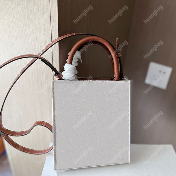 

classic fashion handbags totes leather shoulder bags luxury designer bag vintage cross body adjustable straps crossbody letters pochette par