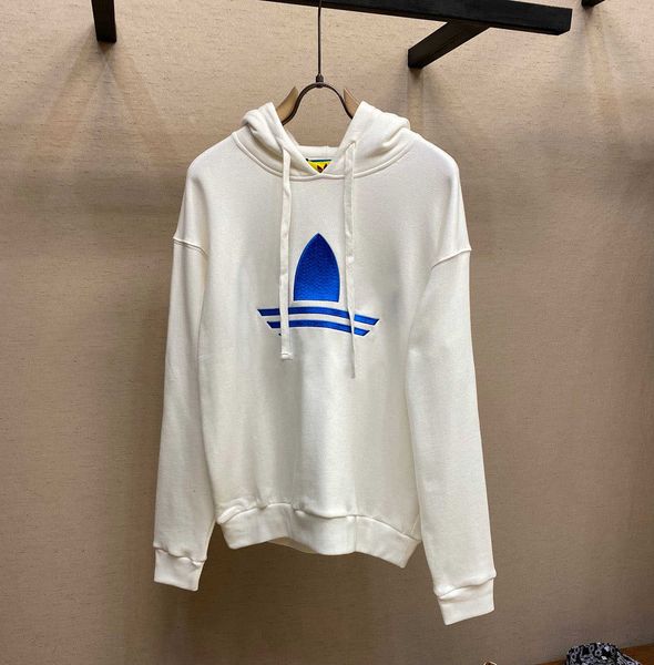 

new aop jacquard letter knitted sweater in autumn / winter 2022acquard knitting machine e custom jnlarged detail crew neck cotton rd586ted8, White;black