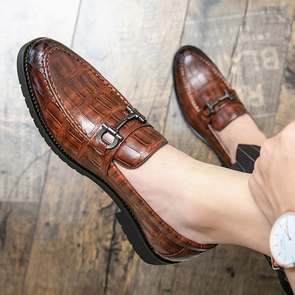 

2022 men dress shoes handmade brogue style men loafers leather wedding shoes men casual flats oxfords formal shoes gents, Black