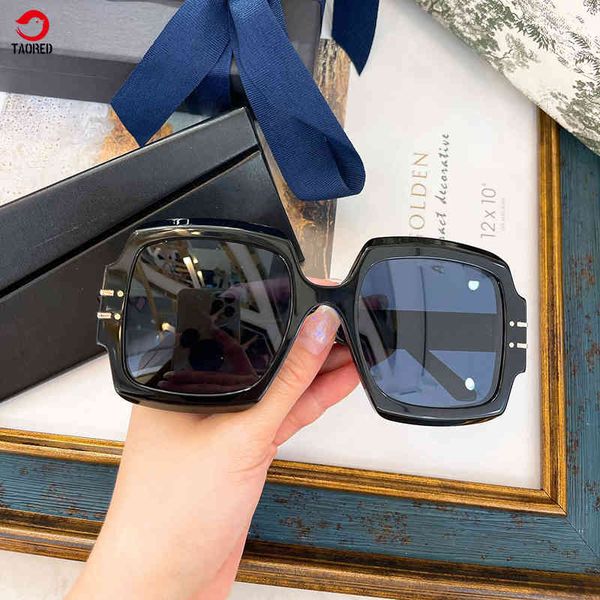 

2022 luxury women's sunglass oversized square frame vintage eyewear digner men's fashion eyeglass brand eyeglasses sun glasses for, White;black