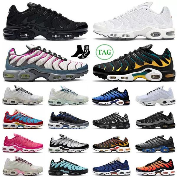 

2022 tn plus men women running shoes triple black white sky hyper blue smoke grey zebra bat pimento metallic pewter persian violet mens trai