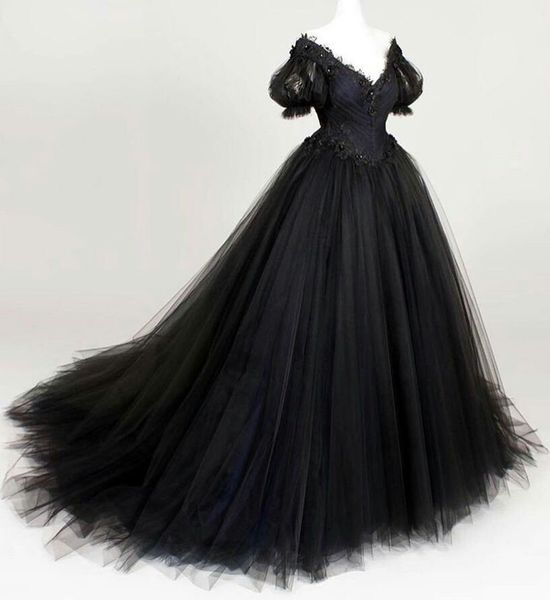 2022 Vintage Black Ball Gown Abiti da sposa Manica corta con scollo a V Abiti da sposa gotici Applique floreale Lungo Tulle Sposa Abiti da cerimonia Indietro Lace-up Princess Robe De Mariee