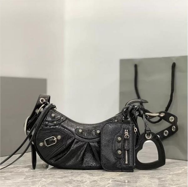 

designer bag luxury design fashion le cagole handmade bags handbags shoulder bag women's crossbody retro large capacity lady tote cosme