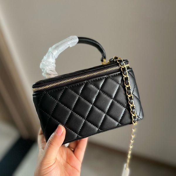 

black white womens vanity box designer bags handle totes quilted matelasse chain crossbody shoulder cosmetic caid lipstick holder mini luxur