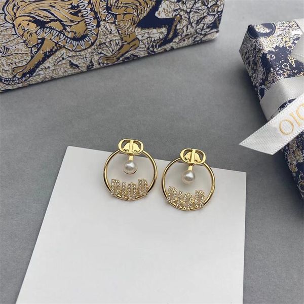 

84% off factory storenew pearl women's style versatile high version family earrings women, Golden