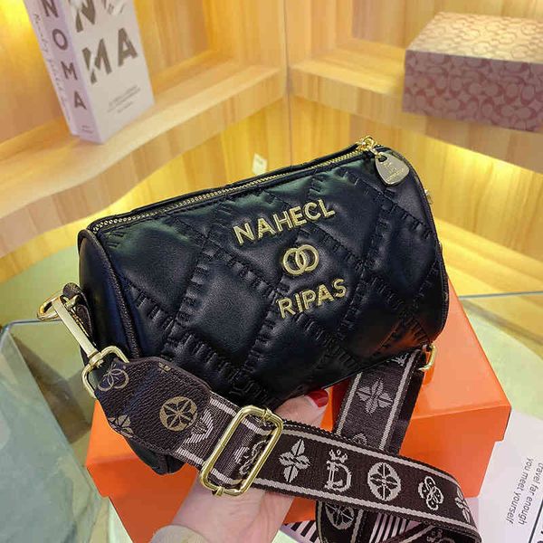 

minority texture women's bag 2022 new soft leather pillow leisure foreign style single shoulder msenger designer bags