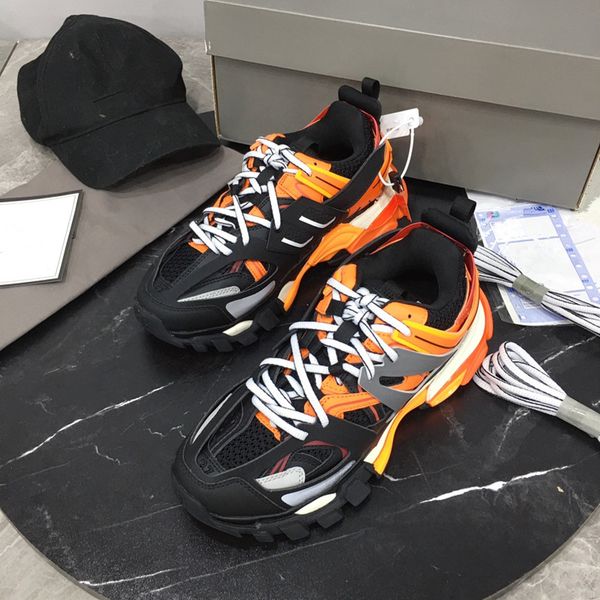 

fashion designer sneaker retro sports running shoes luxury men soft breathable static reflective shoe outdoor flat trainers women massage pl