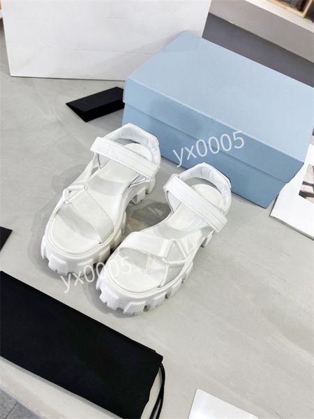 

2022 designer slippers mens womens luxury sandals desert sand bone slide moon gray ochre runners fashion outdoor jogging walking rx220415, Black