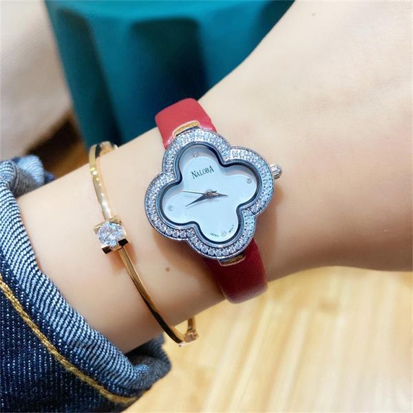 

wristwatches women's watch clover leather inlaid with diamonds for valentine's gifts 2022 leisure fashionwristwatches, Slivery;brown