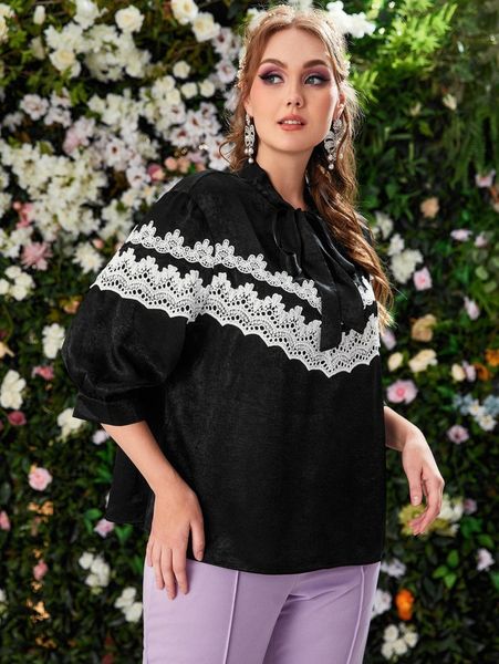 

plus tie neck contrast lace 89cu#, Black
