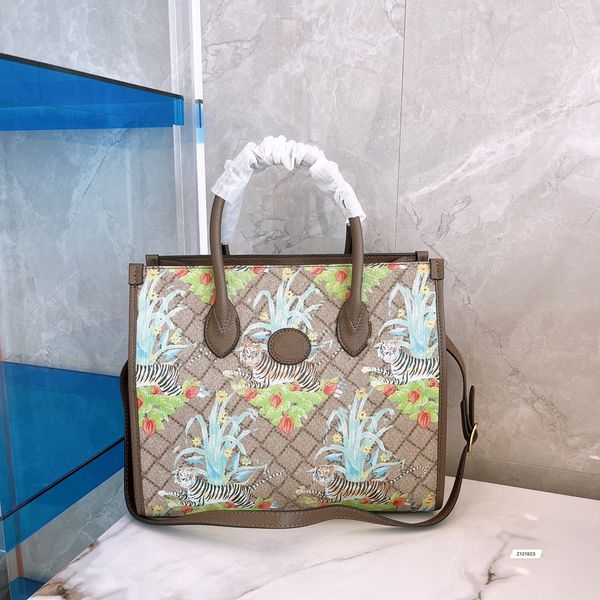 

2022 designer shoulder bag women's old flower flower handbag tote 4 styles