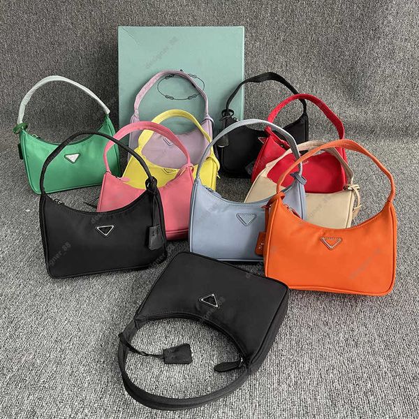 

luxurys designers bag reedition 2000 canvas for women shoulder bags chest pack lady tote presbyopic purse messenger handbags