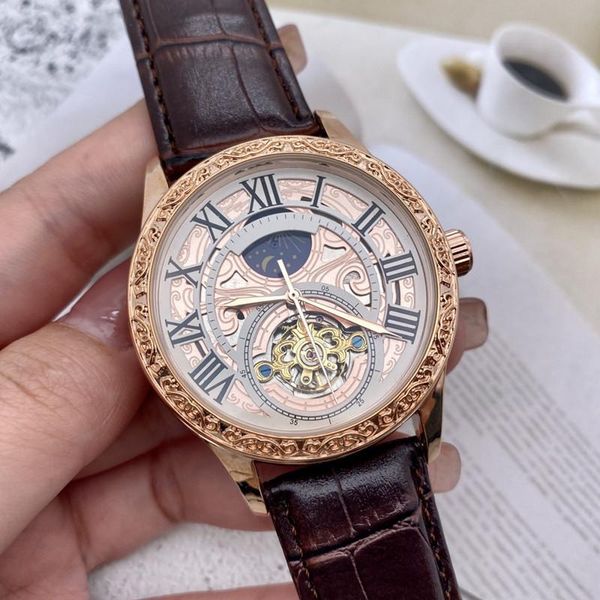 Üç Dikiş Serisi Tourbillon Otomatik Mekanik İzle Yüksek Kalite Deri Kayış Deluxe Moda Ay Fazlı Hollow Oyma Çiçek Lüks Marka Adam İzle