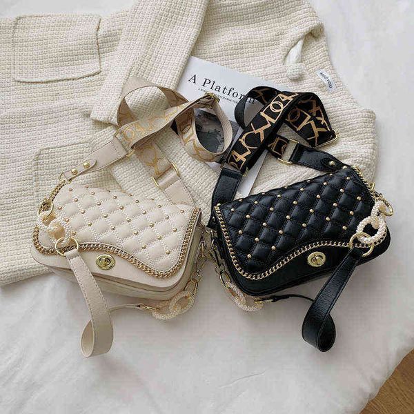 

2022 women's personality ladies bags female pearl diamond lattice chain bag large capacity high-grade single shoulder handbags wholesal