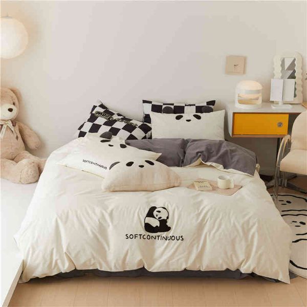 40 Fadenzahl Baumwollwaschbares Cartoon Handtuch besticktes vierteilige Set Weiche Hautfreundliche schöne Panda Bettwäsche Set