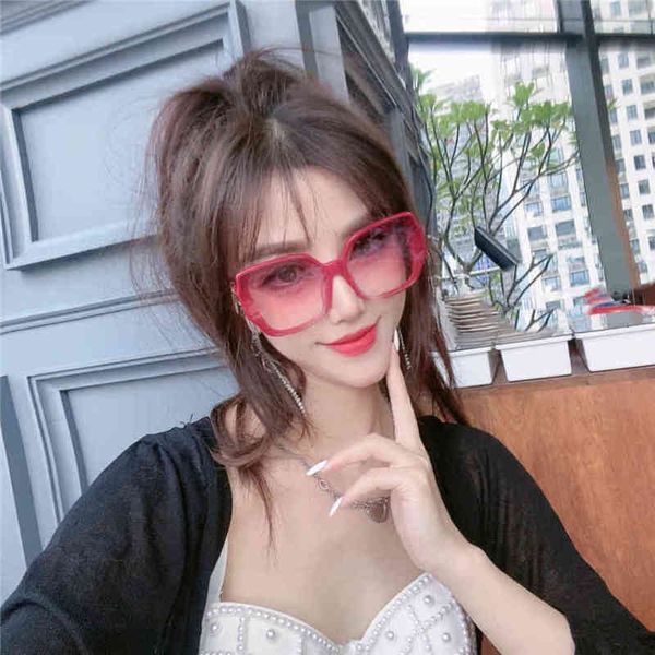 

sunglasses fashion box letter leg star sunglass 816e, White;black