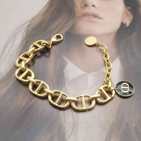 

new fashion trend jewelry luxury quality designer wholesale d home high-end atmosphere light style simple men's and women's univer, Silver