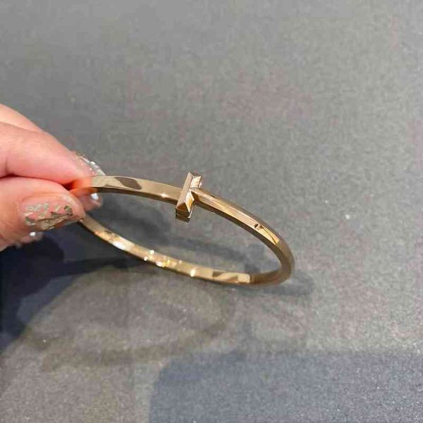 

t home t1 semi diamond bracelet v gold version 925 silver plated 18k rose gold wide and narrow version t letter bracelet high-end version, Black