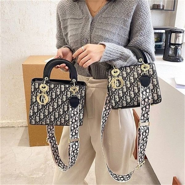 

52% off 2022 new trendy handbags autumn and net red same versatile classic