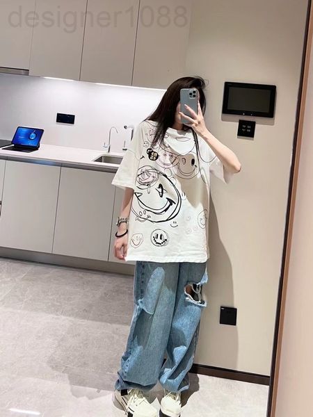 

women's t-shirt designer 22 spring and summer new niche design hand-painted smiling face printed t-shirt loose casual round neck short, White