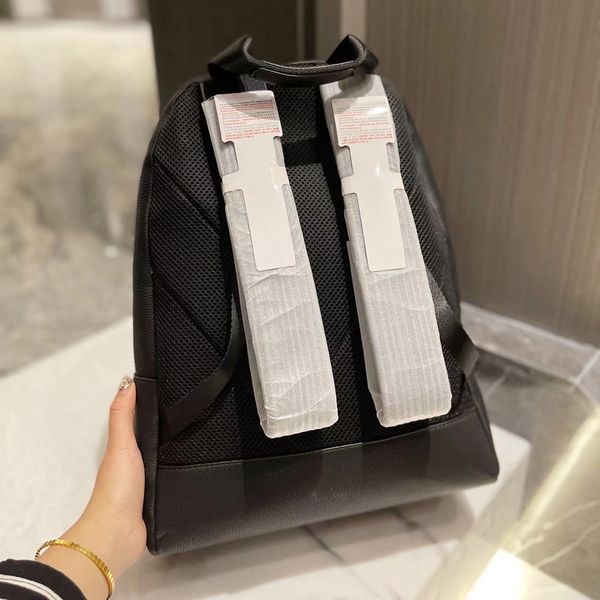 

luxurys designers backpack men women school bags mountaineering travel duffel bag double shoulder straps backpacks crossbody handbags fashio