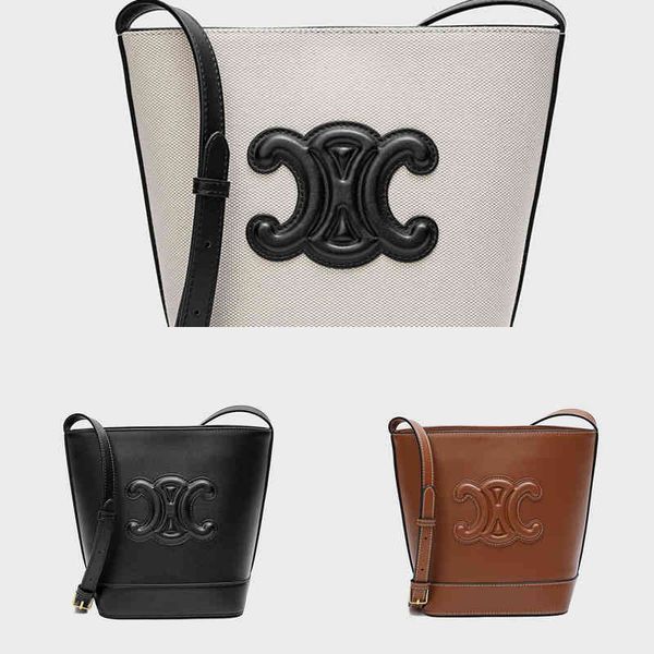 

designer bags 2022 spring leather triumphal arch shoulder bag high-capacity high-grade tote bag lisa one shoulder messenger women's fas