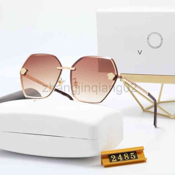 

designer versage sunglasses cycle luxurious fashion woman mens lovers new vintage baseball sport versatile fashion sun shading medussa sungl, White;black