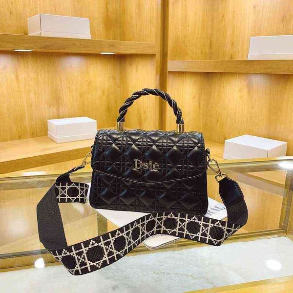 

fashion bag advanced sense small fragrance french minority popular summer 2022 c