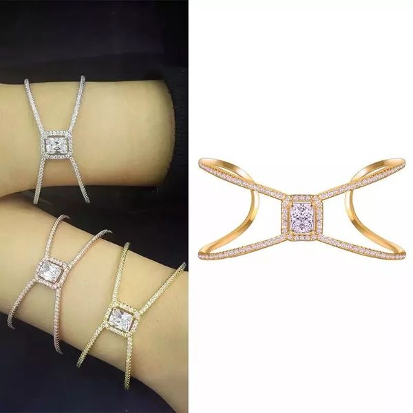 Braccialetto d'oro per le donne Fashion Bangle Design Gioielli Charm Diamond Tennis Custom Cuff Friendship Band Good Friend Designer Semplice Placcato in platino Aperto Regolabile