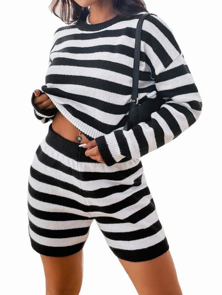 

striped pattern drop shoulder sweater & knit shorts i4na#, White;black