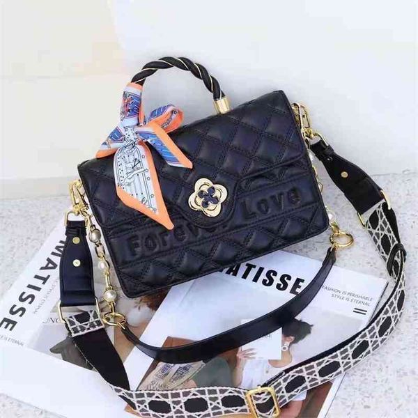 

70% factory online sale bag small fragrance high feeling rhombic lattice embroidered single shoulder chain light bag