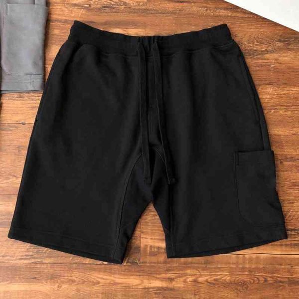 

22 summer men's shorts pocket embroidery bio metal stone badge island nylon sports sports casual pants, White;black