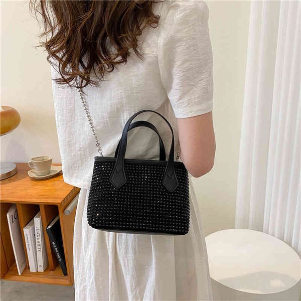 

2022 new bright diamond women's bag sling shoulder small bag style chain portable diamond inlaid messenger women's outlet5ij7