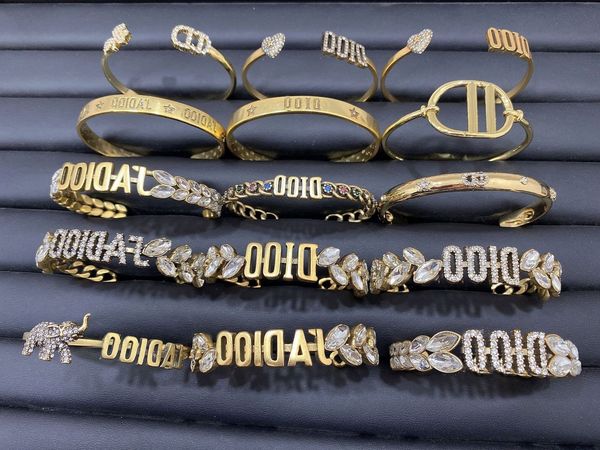 

factory retail and wholesale new cd letter bracelet of d family, Golden;silver