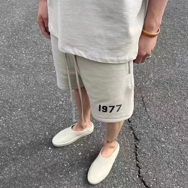 

22ss europe usa skateboard fleece shorts summer spring women men thick sweatshort high street running middle pants jogging short sweatpants