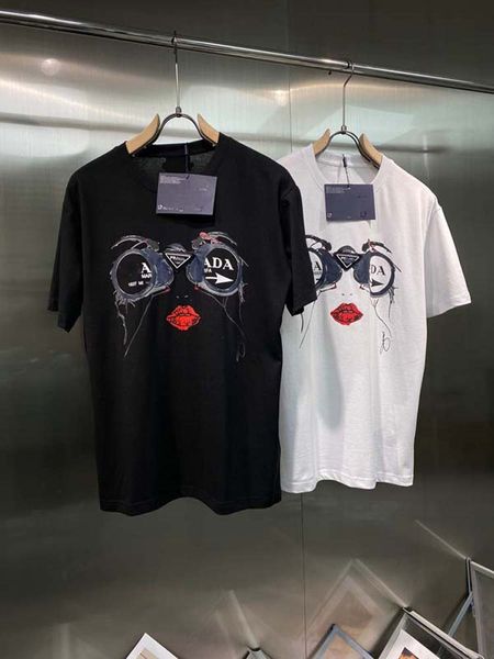 

2022 designer women mens t shirts chest letter tshirts short sleeve shirt oversized essentials loose oversize casual t-shirts mens womens 3, White;black