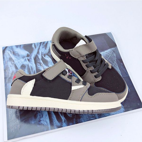 

kid 1s low basketball shoes black white toddler green game royal obsidian chicago bred athletic sneakers multi-color tie-dye outdoor eur 26-