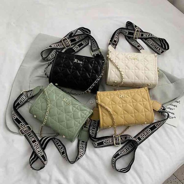 

factory outlet ins versatile popular single shoulder women's 2022 summer new fashion leisure messenger bag chain tote bag trend