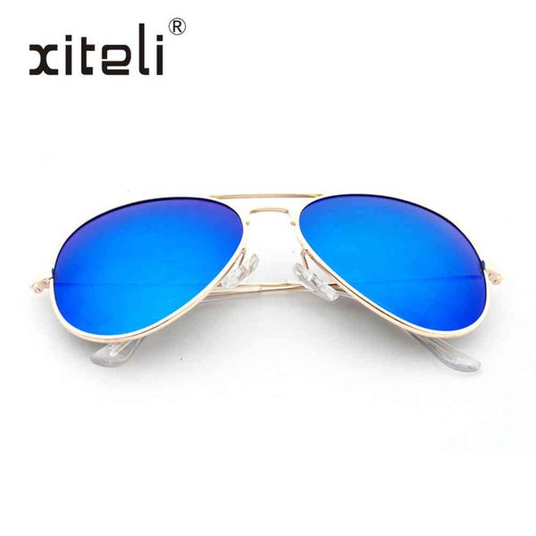 

straight 3025 polarized color film sunglasses women's fashion metal large frame toad glasses, White;black