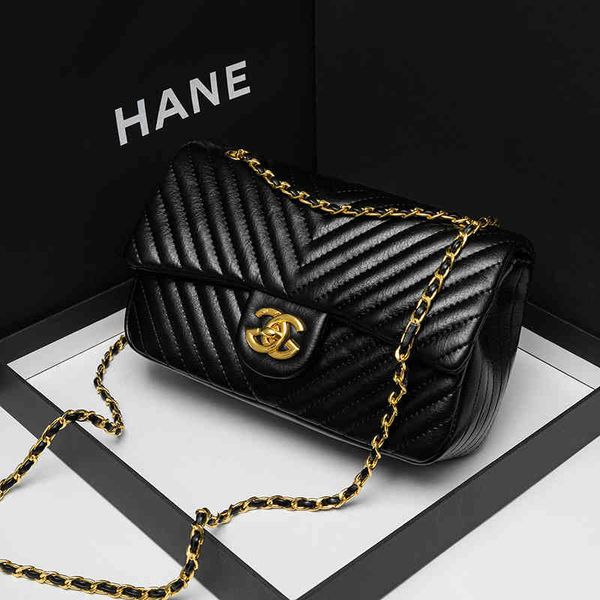

xiaoxiangfeng leather lingge chain bag 2022 new versatile sheepskin fashion messenger bag women's bagluxury style