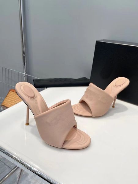 Tasarımcı Kadınlar Yüksek Topuklu Terlik Parti Moda Süet Kızlar Seksi Yuvarlak Ayak Ayakkabı Deri Dış Tablo Düğün Ayakkabı Ücretsiz Hediye Kutusu 35-41