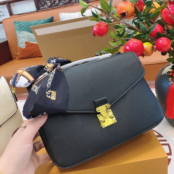 

woman bag classic luxury designer handbag metal buckle solid color fashion tote