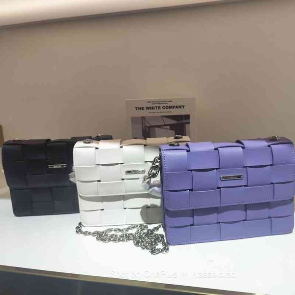 

thick minority design candy chain color french layer cow leather small square early spring 2022 new diagonal straddle versatile
