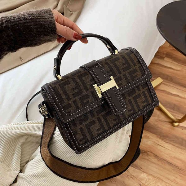 

50% off outlet online wholesale advanced sense foreign fashion one shoulder small square versatile bag handbag
