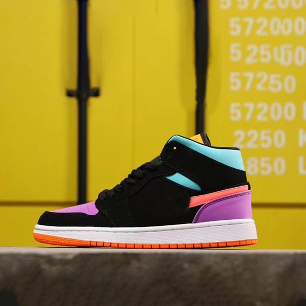

jumpman 1 men women basketball shoes 1s bred patent bordeaux university blue tie dye mens trainers sports sneakers with box 36-47