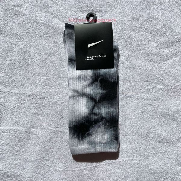 

classic men's fashion socks hook brand cotton tie dyed long tube street couple middle moisture absorption sock men women luxury medium, Black