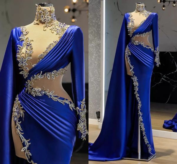 Novos vestidos de noite elegantes e sexy azuis com mangas compridas com apliques de altura, vestidos de partido de baile árabe de altas divisões