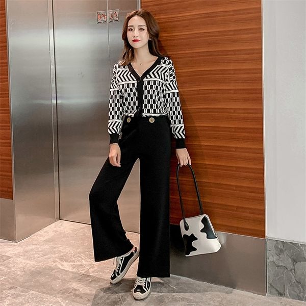 

autumn plus size women's clothing slimming age-reducing thinning covering meat suit two-piece fried street fashion 210412, White;black